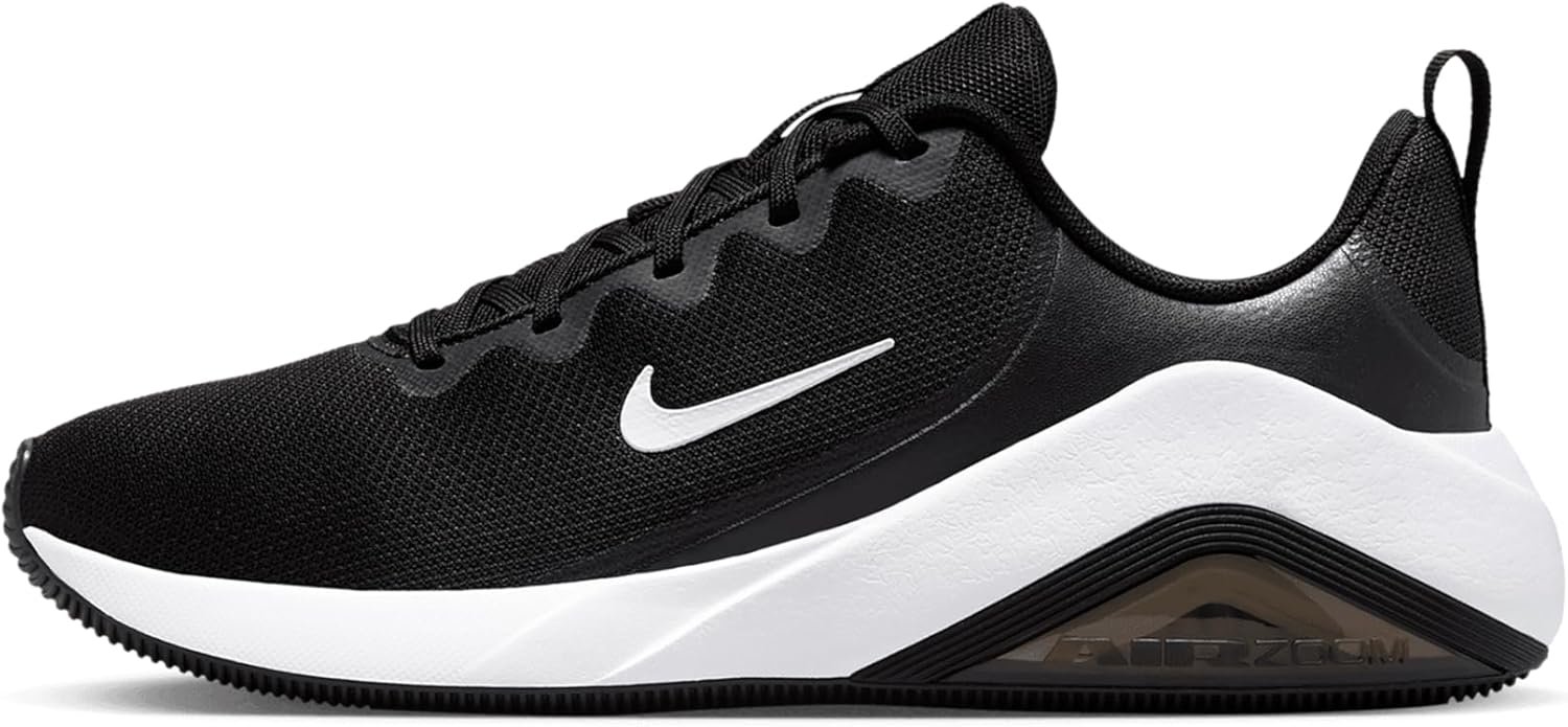Nike Women’s Bella 7 Sneaker