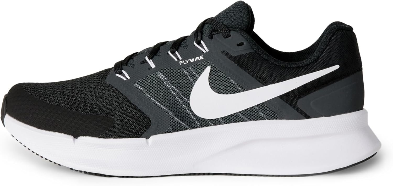 Nike Women’s Run Swift 3 Road Running Shoes